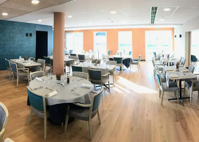 アパートホテル Domitys Les Pagelles